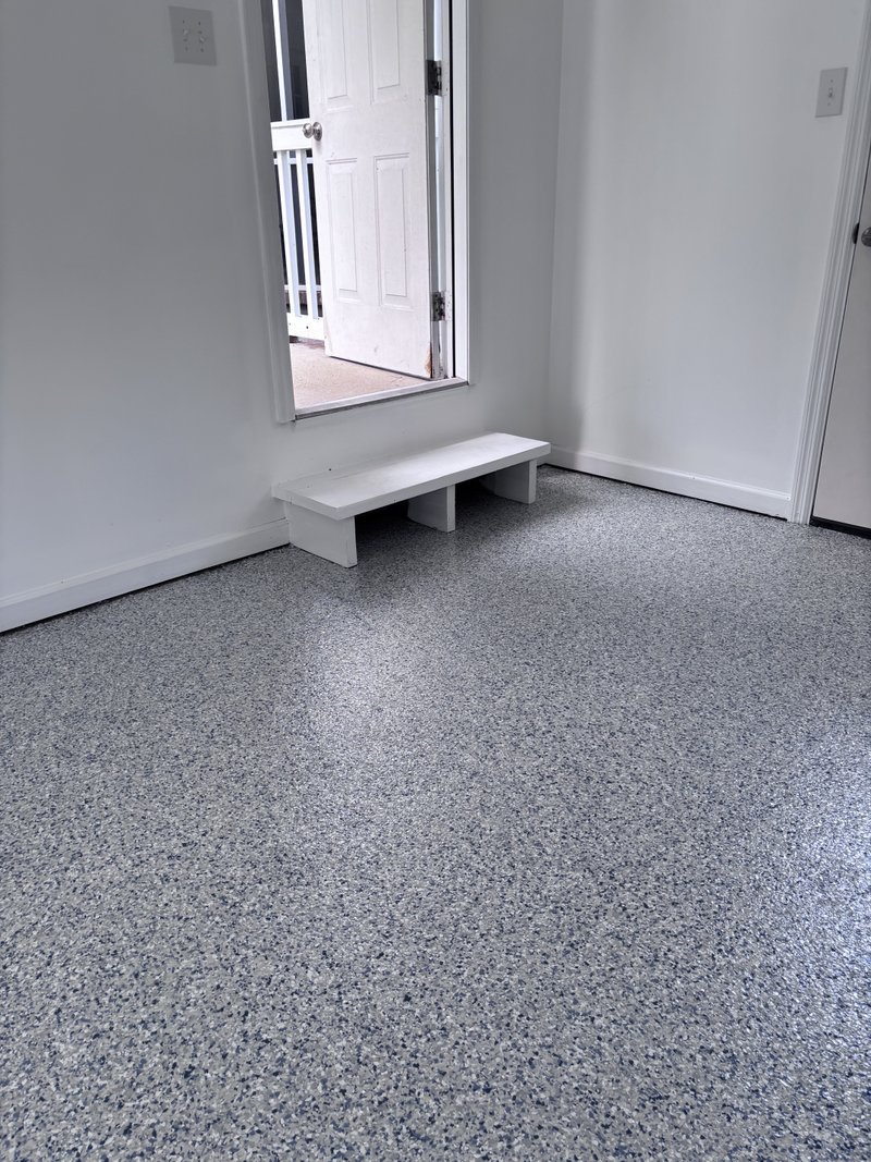 Garage floor epoxy coating in Richmond Hill, GA