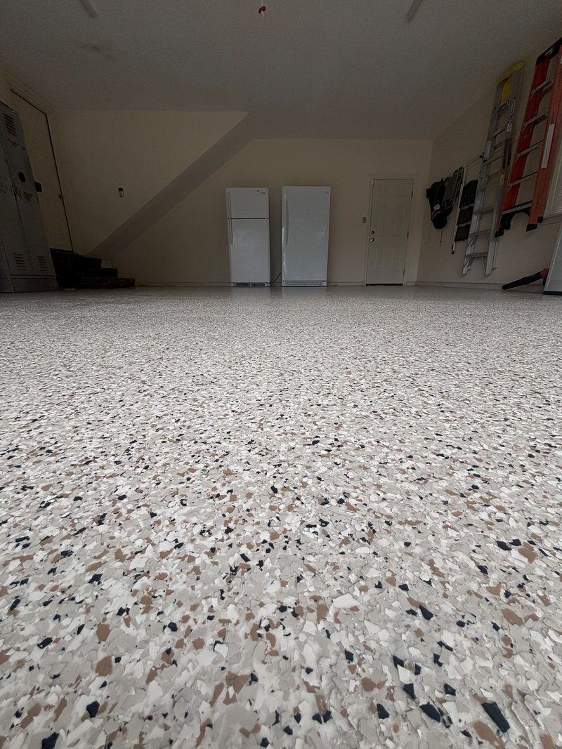 Garage floor epoxy system in Savannah, GA