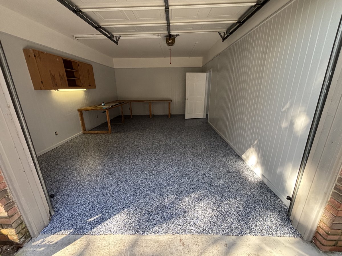 Flake floor in Darien, GA