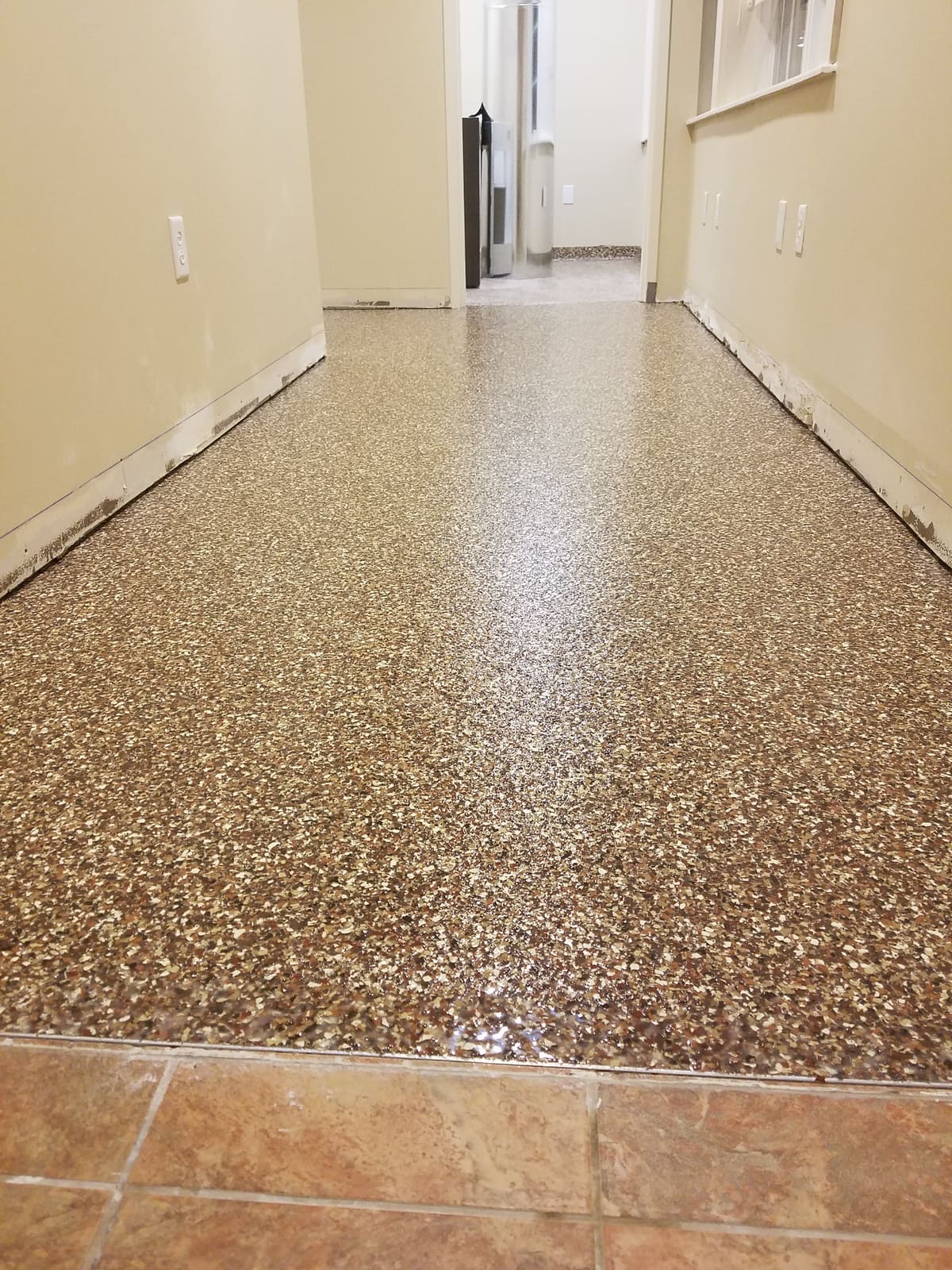 Commercial flake floor coating