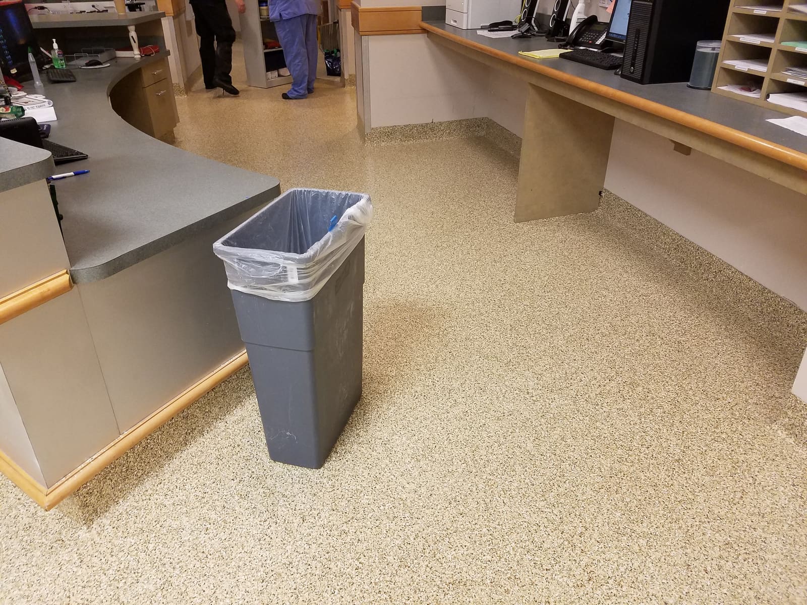 Commercial flake floor coating