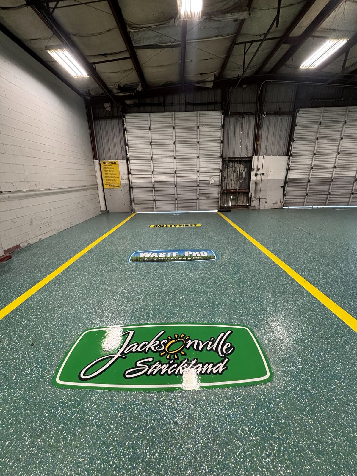 Commercial flake floor coating