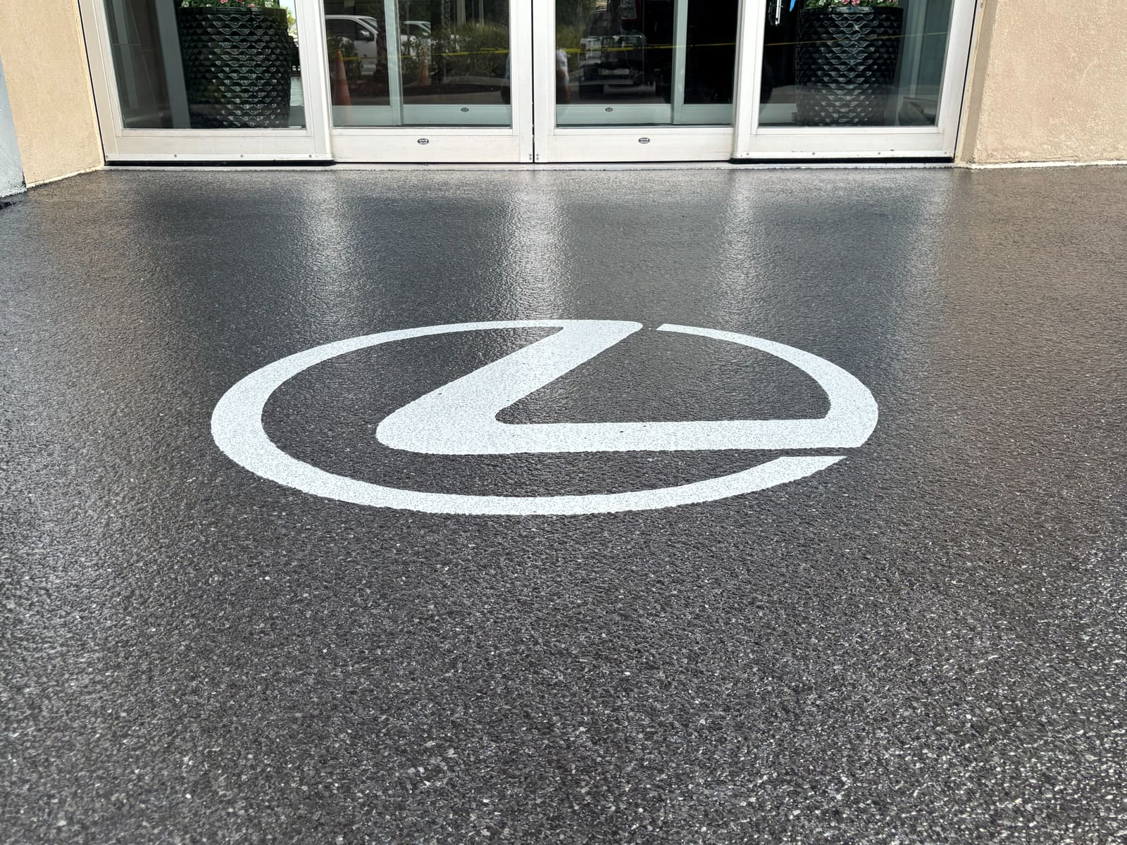 Commercial flake floor coating